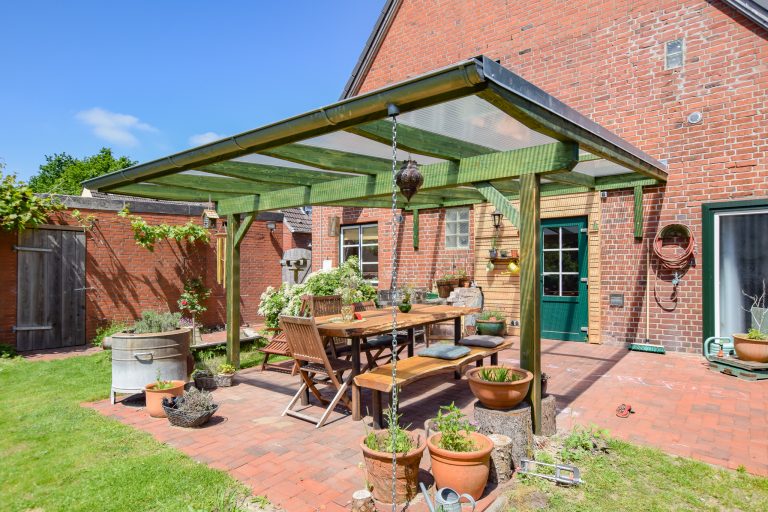 Überdachung mit Welldach 21