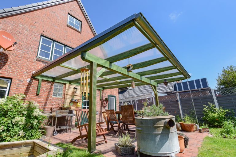 Überdachung mit Welldach 18