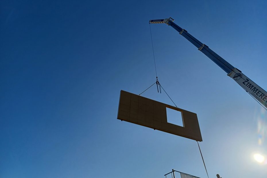 Anbau mit vorgefertigten Wandelementen 3